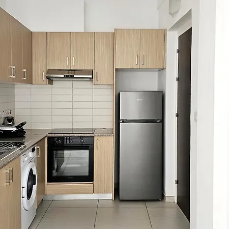 Phaedrus Living Ledras Residences 202 Appartamento *